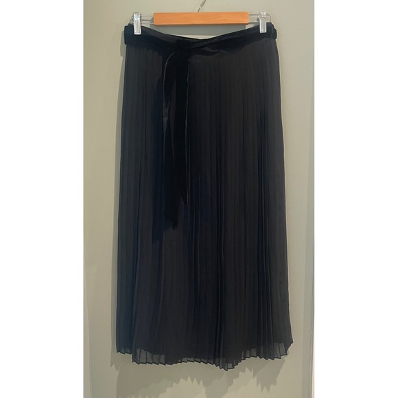 Maison d'Amelie Pleated Skirt Black Velvet Waist Tie Belt Women's Small - Picture 1 of 6
